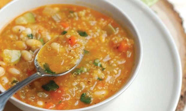 طرز تهیه سوپ کینوا رژیمی، ساده و خوشمزه