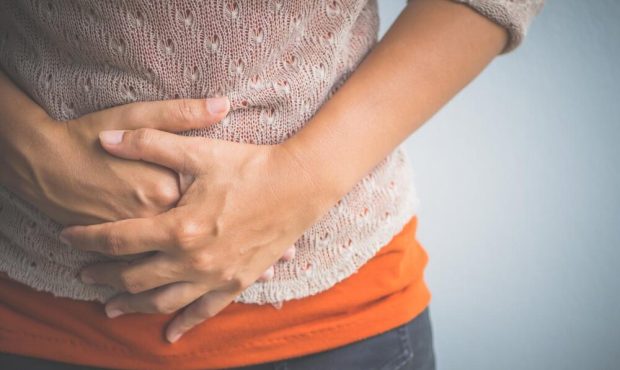 ۷ علامت مهم ریفلاکس معده را بشناسید