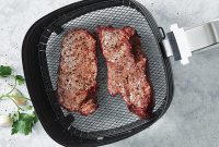 ۴ روش پخت گوشت در هواپز | استیک، کباب، بیکن و شیشلیک