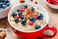 ۳ مدل طرز تهیه فرنی بلغور جو دوسر با انواع میوه