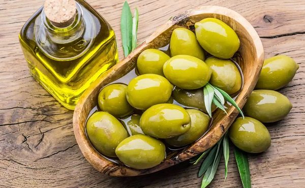 خواص زیتون | کالری زیتون سبز چقدر است؟