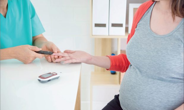 دیابت بارداری چیست؟ (علائم، علت،عوارض و روش های درمان)