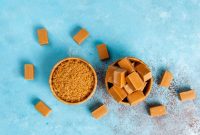 ۱۳ خاصیت فوق العاده شکر سرخ  + مضرات زیاده‌روی