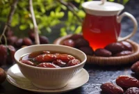 طرز تهیه شربت عناب با عسل برای سرماخوردگی