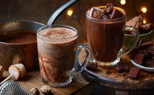 طرز تهیه هات چاکلت غلیظ کافی شاپی خوشمزه