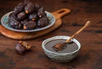 طرز تهیه شیره خرما خانگی خوشمزه