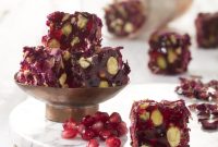 طرز تهیه مسقطی انار برای شب یلدا ( شب چله )