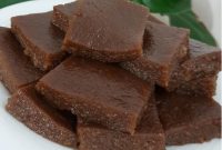 طرز تهیه حلوای آغوز یا حلوا گردو شمالی (حلوا سیاه) به روش مازندرانی