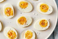 بهترین روش تهیه تخم مرغ آب پز