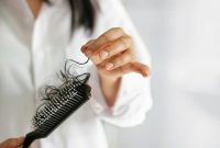 کمبود چه ویتامین هایی باعث ریزش مو می‌شود؟